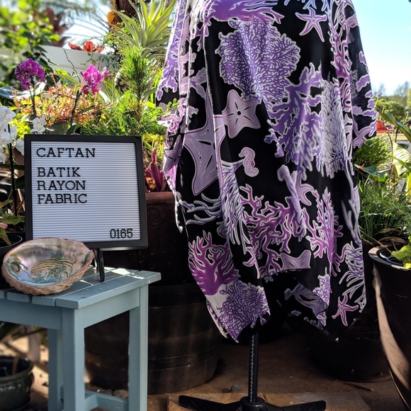 SOLD. Retro Style Caftan Beach Swimsuit Coverup - Picture 7 of 8